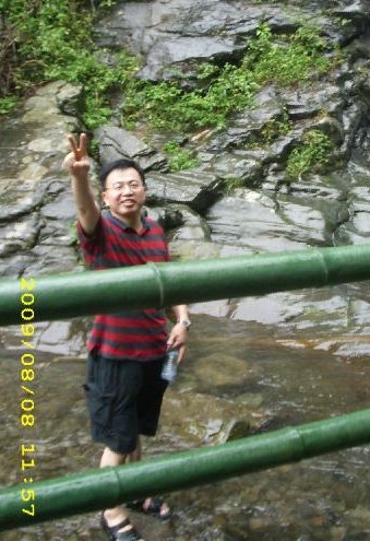 周洛活动 周洛活动